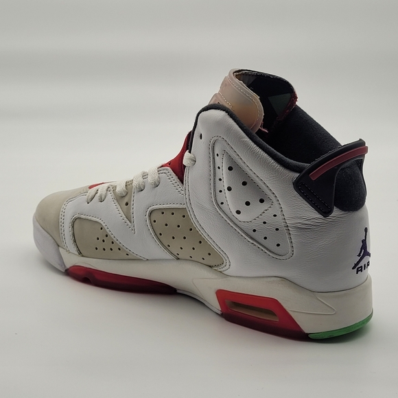 Youth Jordan 6 Retro Hare GS 7Y - Neutral Grey/True Red - Style #384665-062 Used - Picture 8 of 13